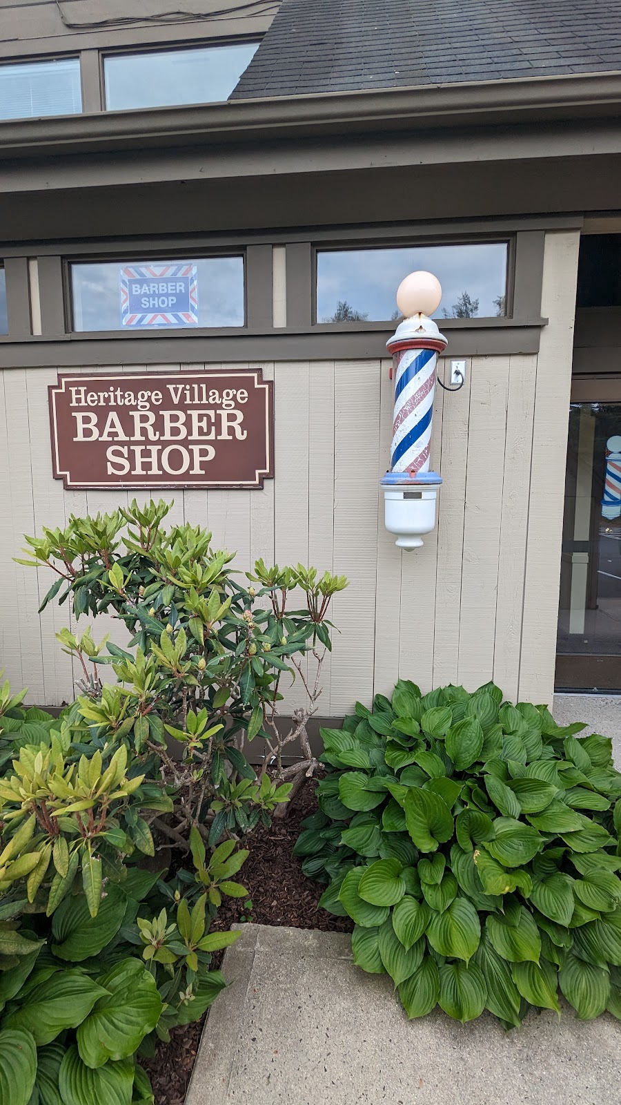 Heritage Village Barber Shop | 519 Heritage Rd # 1G, Southbury, CT 06488 | Phone: (203) 264-7175