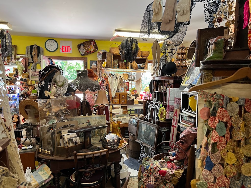 New Milford Antiques | 209 Kent Rd, New Milford, CT 06776 | Phone: (860) 309-5162