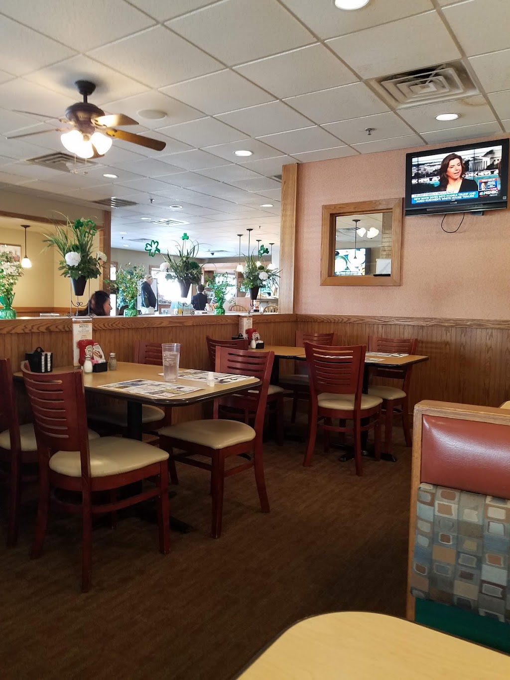 Borderline Restaurant | 2100 W Union Blvd, Bethlehem, PA 18018 | Phone: (610) 419-3715