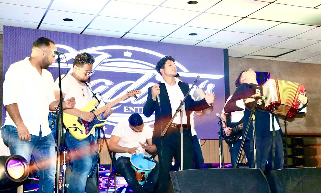 Grupo de Vallenato y Cumbia Letzing Vallenato | 800 Park Ave #402, Fort Lee, NJ 07024 | Phone: (646) 479-7925