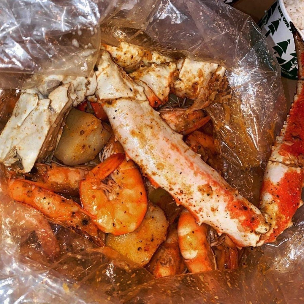 THE CAJUN BOIL & BAR | 349 Winsted Rd, Torrington, CT 06790 | Phone: (860) 618-2899