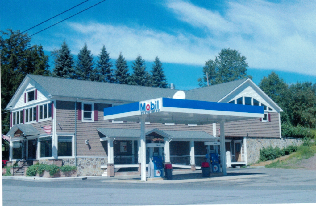 Heinles General Store | 6 Old County Rd, Cochecton, NY 12726 | Phone: (845) 252-3354