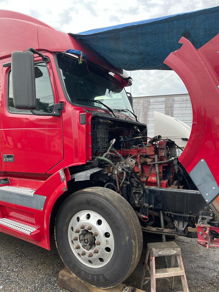 B&D Mobile Truck Repair | 102 Willow Turn, Mt Laurel Township, NJ 08054 | Phone: (609) 353-3745