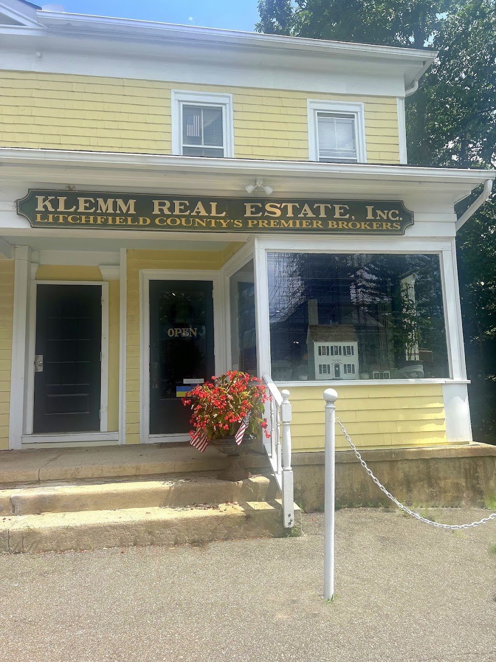 Klemm Real Estate | 289 Main St S, Woodbury, CT 06798 | Phone: (203) 263-4040