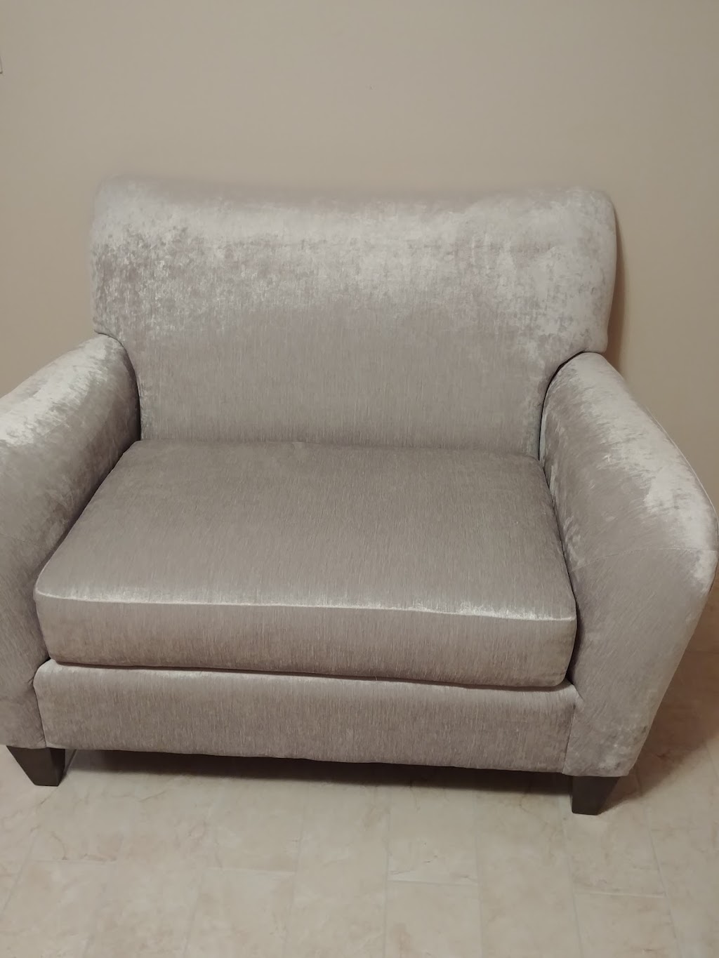 Circular Upholstery | 900 Mickley Rd apt v2-3, Whitehall, PA 18052 | Phone: (484) 767-8145