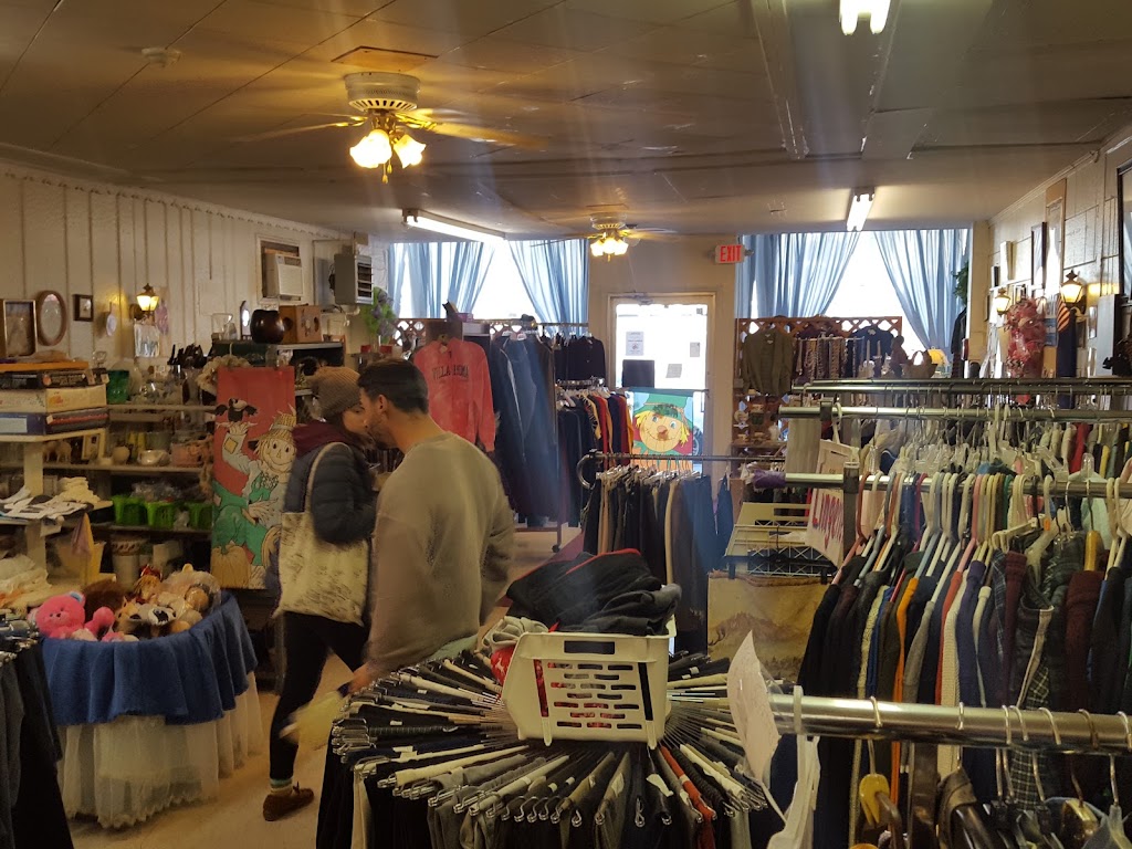Main Street Thrift Shop | 37 Lower Main St, Callicoon, NY 12723 | Phone: (845) 887-5919