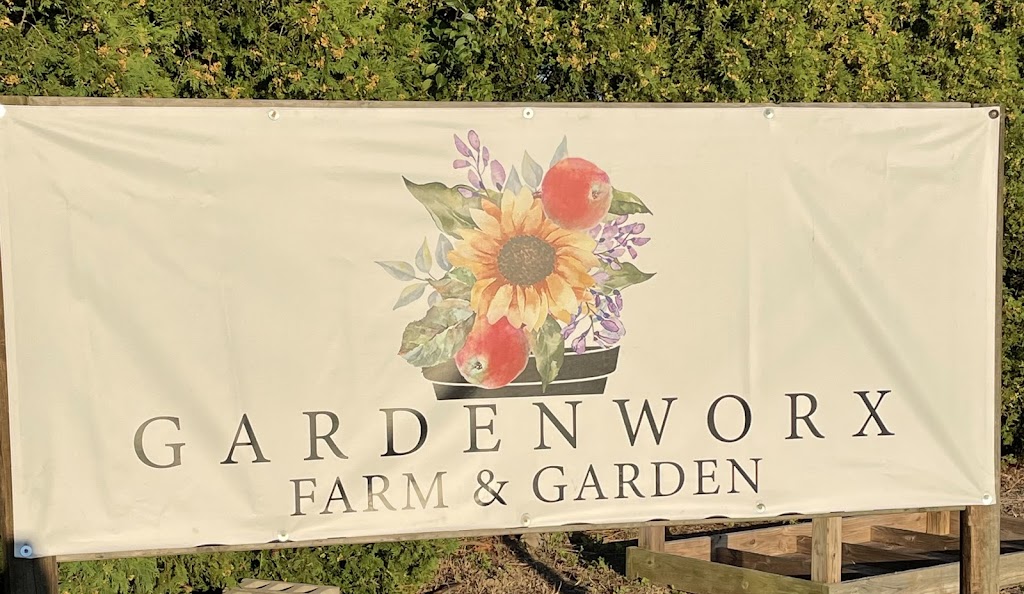 Gardenworx Farm and Garden | 1017 Main Rd, Riverhead, NY 11901 | Phone: (631) 779-2050
