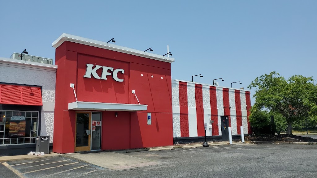 KFC | 223 S Dupont Hwy, Dover, DE 19901 | Phone: (302) 734-5838