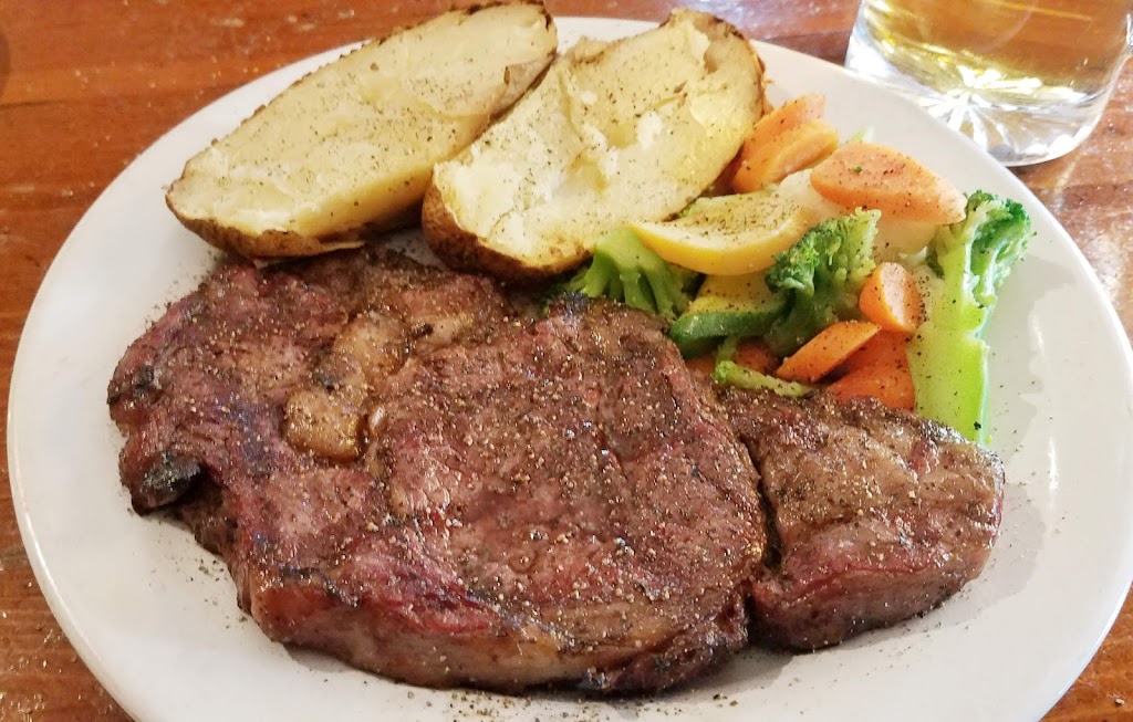 Fireside Barbecue & Grill | 1920 Salt Point Turnpike, Salt Point, NY 12578 | Phone: (845) 266-3440