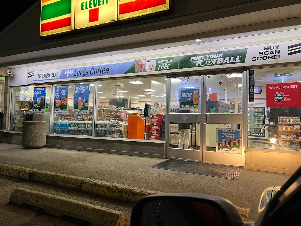 7-Eleven | 171 Buckelew Ave, Jamesburg, NJ 08831 | Phone: (732) 521-3952