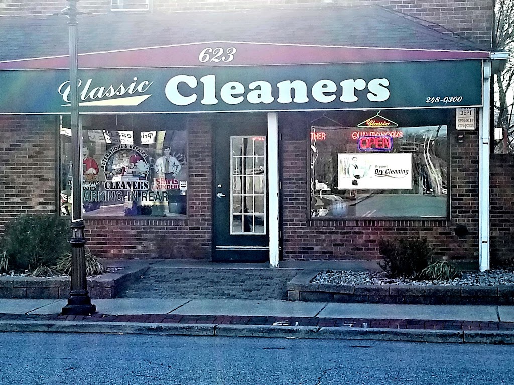 Classic Cleaners | 623 Newark Pompton Turnpike, Pompton Plains, NJ 07444 | Phone: (973) 248-0300
