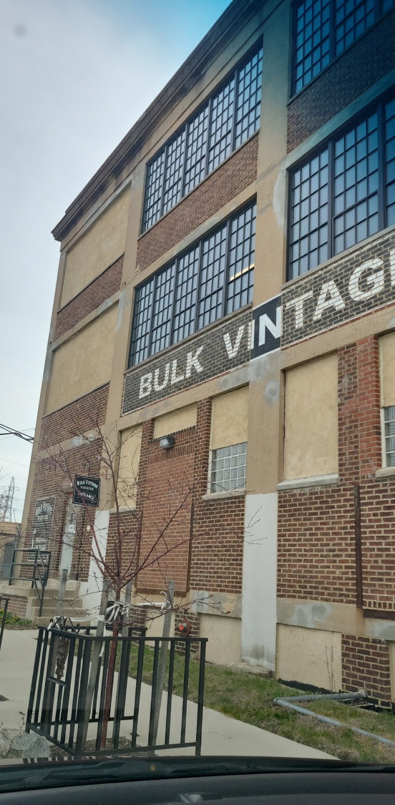 Bulk Vintage Clothing | 3843 D St, Philadelphia, PA 19124 | Phone: (215) 533-2300