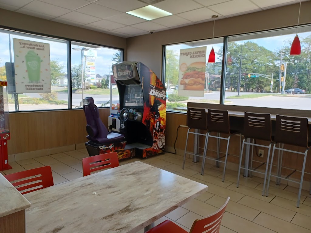 Burger King | 1328 River Rd, Lakewood, NJ 08701 | Phone: (732) 363-8459