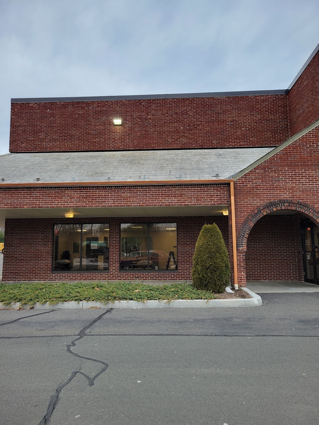 Hartford HealthCare Rehabilitation Network | 401 Monroe Turnpike #100, Monroe, CT 06468 | Phone: (203) 261-6985