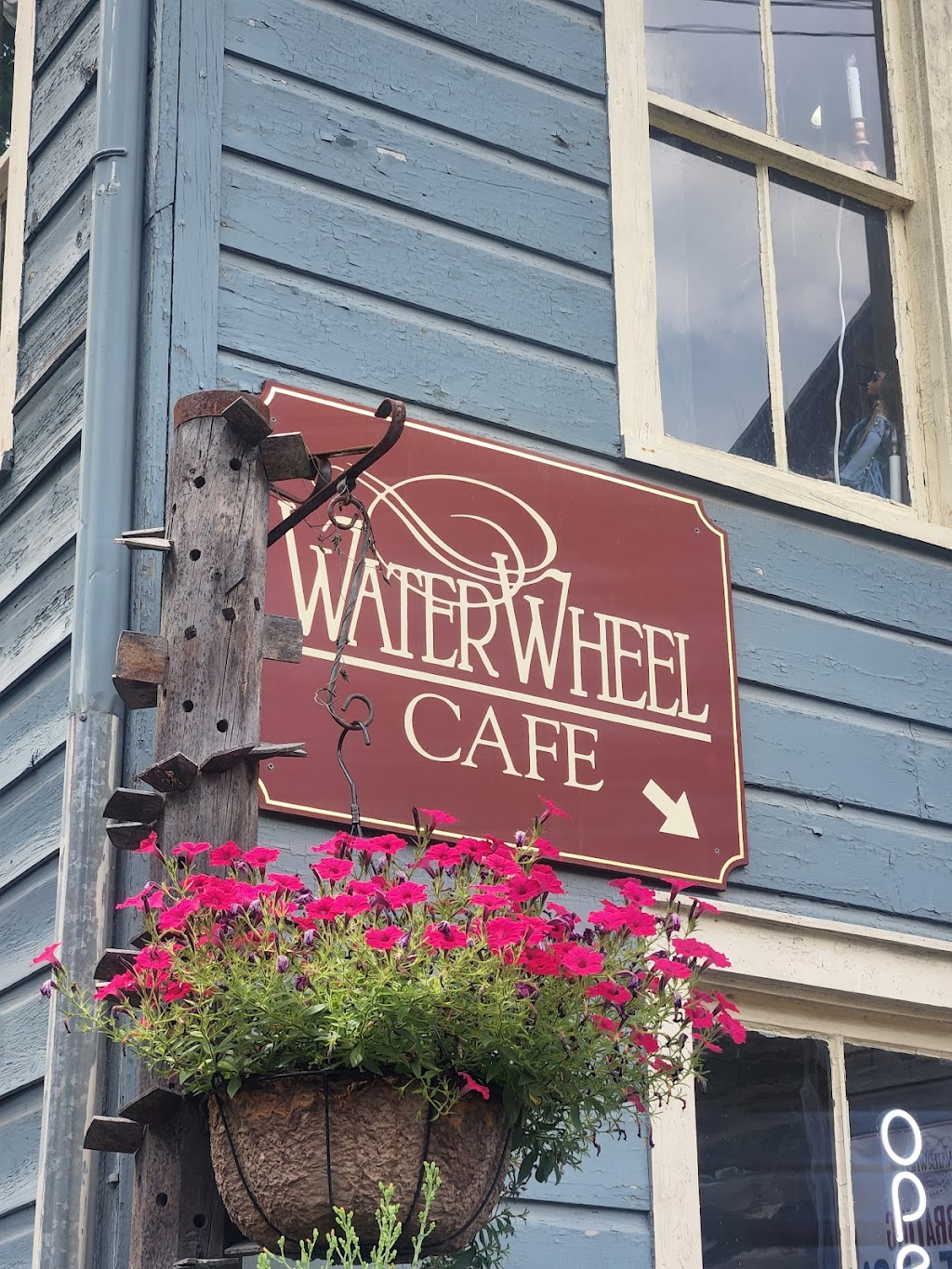 Waterwheel Café, Bakery & Bar | 150 Water St, Milford, PA 18337 | Phone: (570) 296-2383