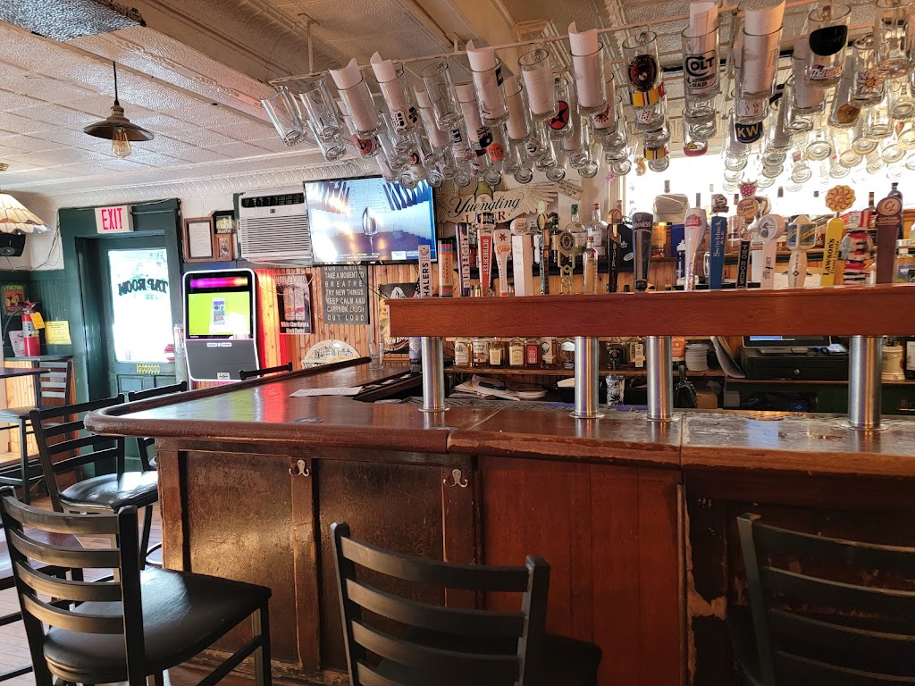 Pattaconk 1850 Bar & Grille | 33 Main St, Chester, CT 06412 | Phone: (860) 526-8143