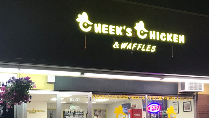 Cheeks Chicken & Waffles | 822 E Center St, Wallingford, CT 06492 | Phone: (203) 269-1119