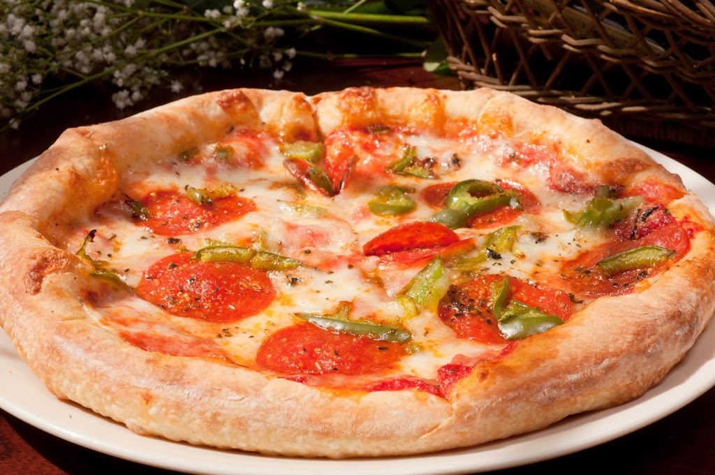 Pizza chef | 4011 William Penn Hwy, Easton, PA 18045 | Phone: (610) 258-5800