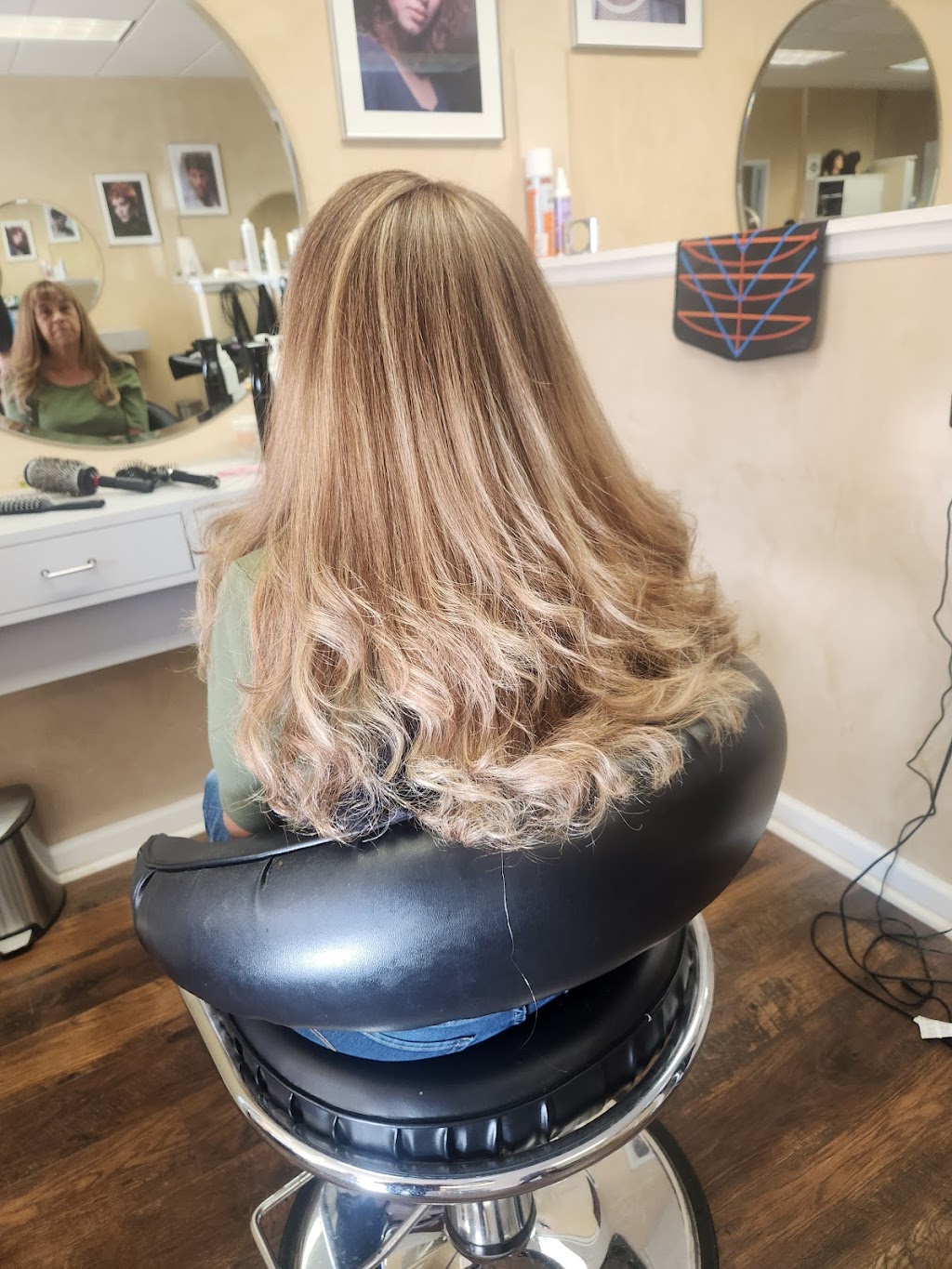 Monroe Hair salon | 365 Spotswood Englishtown Rd, Monroe Township, NJ 08831 | Phone: (732) 251-2211