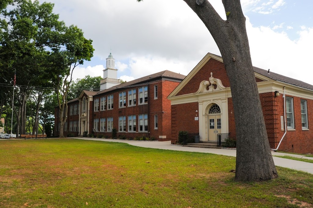 Lincoln Elementary School | 115 Highview Ave, Bergenfield, NJ 07621 | Phone: (201) 385-8759