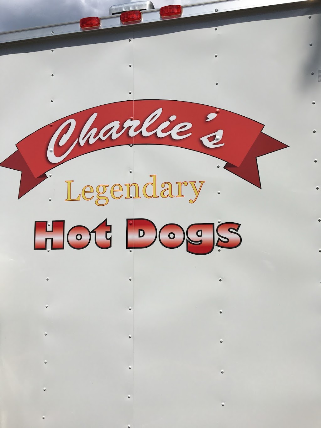 Charlies Legendary Hot Dogs & Onions LLC | 16 Lowell Ave, Islip Terrace, NY 11752 | Phone: (631) 617-3480
