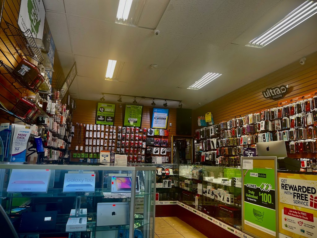 Crown Heights Mini Mall | 835 Franklin Ave, Brooklyn, NY 11225 | Phone: (347) 770-8978