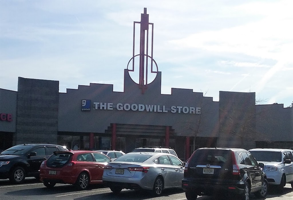 Goodwill Store & Donation Center | 6701 Black Horse Pike, Egg Harbor Township, NJ 08234 | Phone: (609) 569-1112