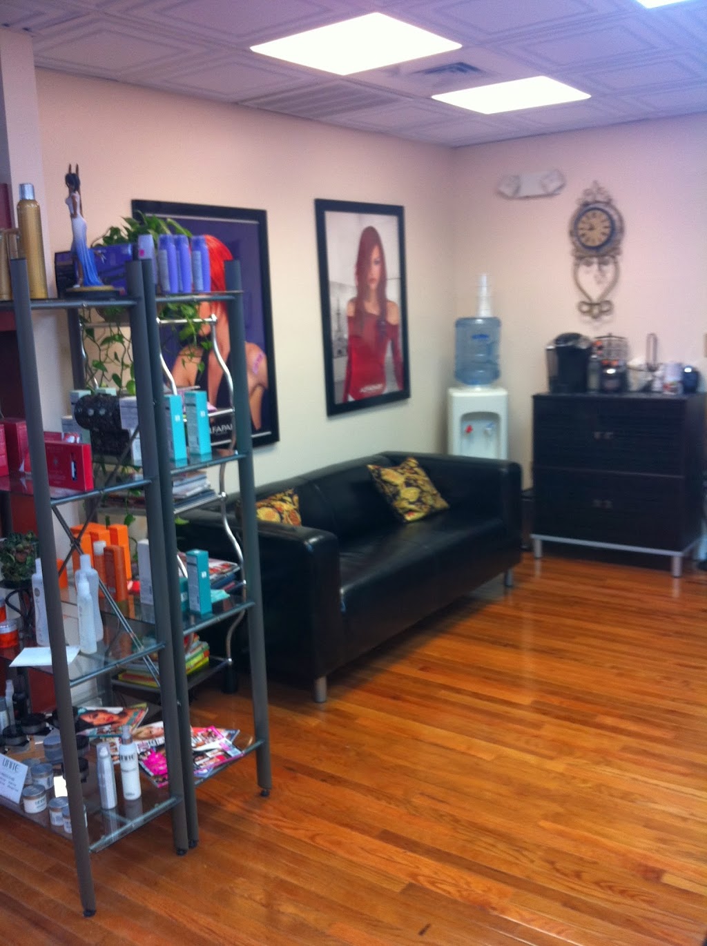 Hairs Talent / GinaCurl | 30 Main St, East Haven, CT 06512 | Phone: (203) 466-1246