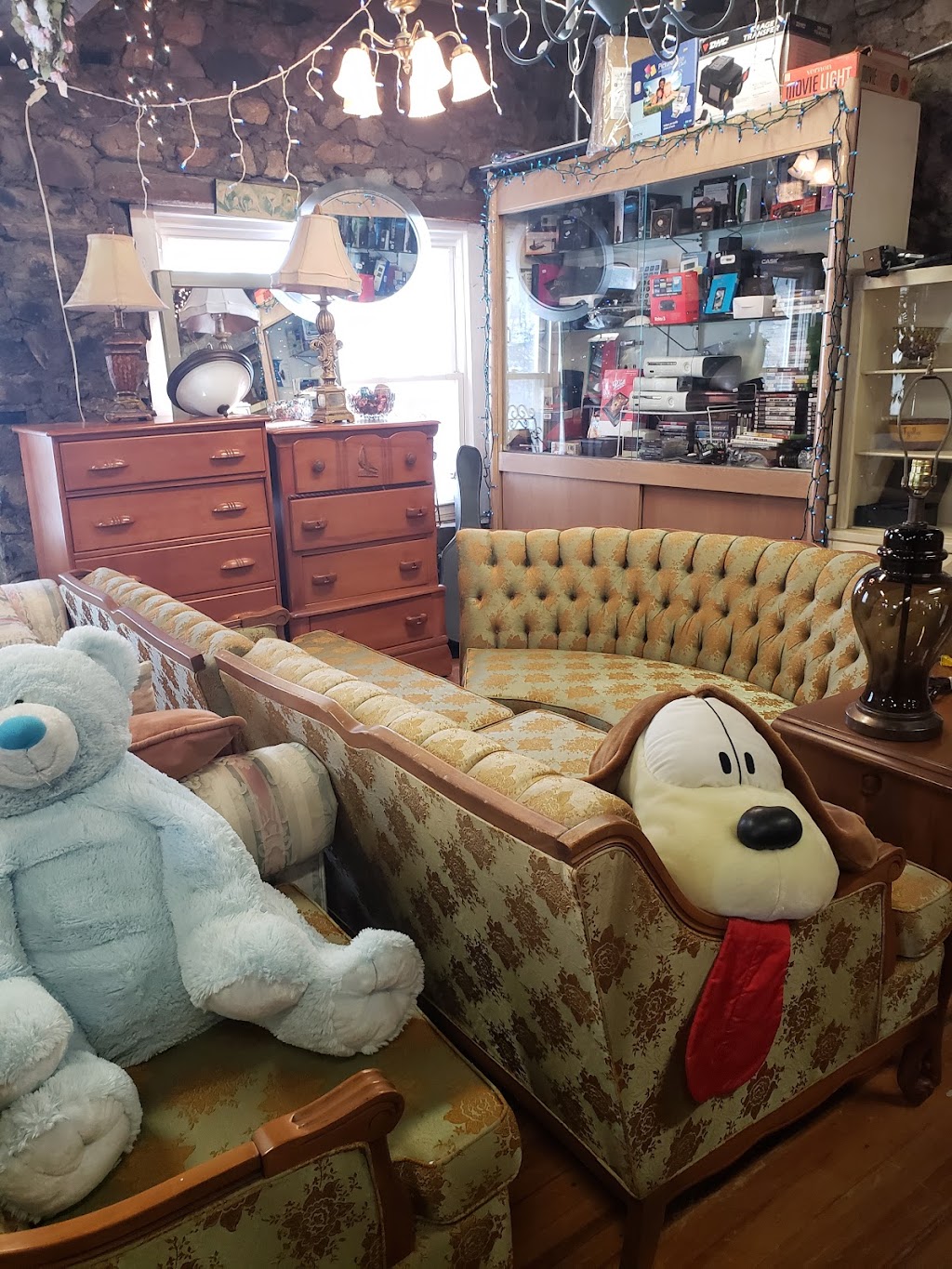 That Nothing Be Lost Thrift | 16 Franciscan Way, Philipstown, NY 10524 | Phone: (845) 424-3635