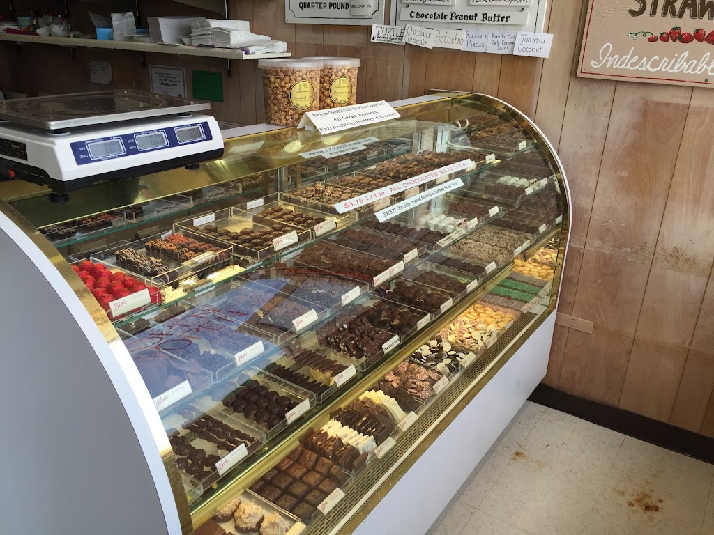 The Fudge Boat | 3700 Boardwalk, Sea Isle City, NJ 08243 | Phone: (609) 263-6088