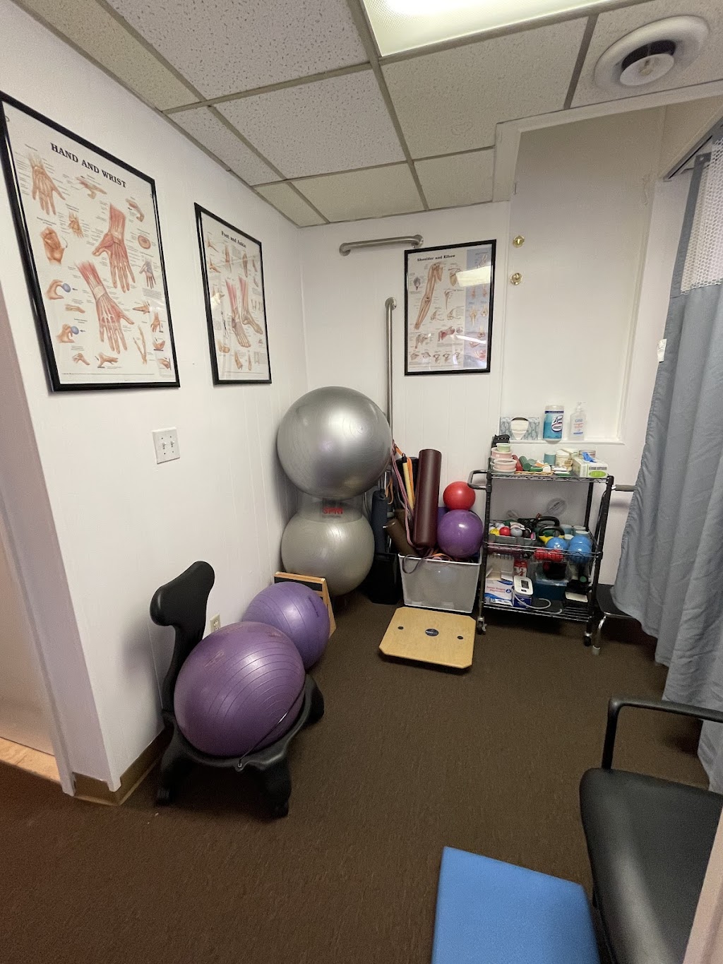 AAZ PHYSICAL THERAPY | 135 Avenue B, Bayonne, NJ 07002 | Phone: (201) 455-3008