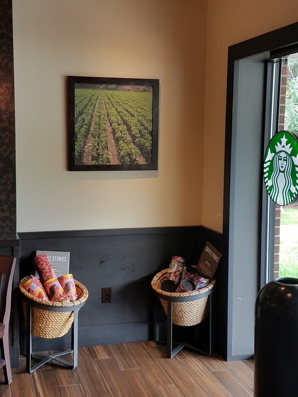 Starbucks | 683 Buckner Loop, West Point, NY 10996 | Phone: (845) 839-0579