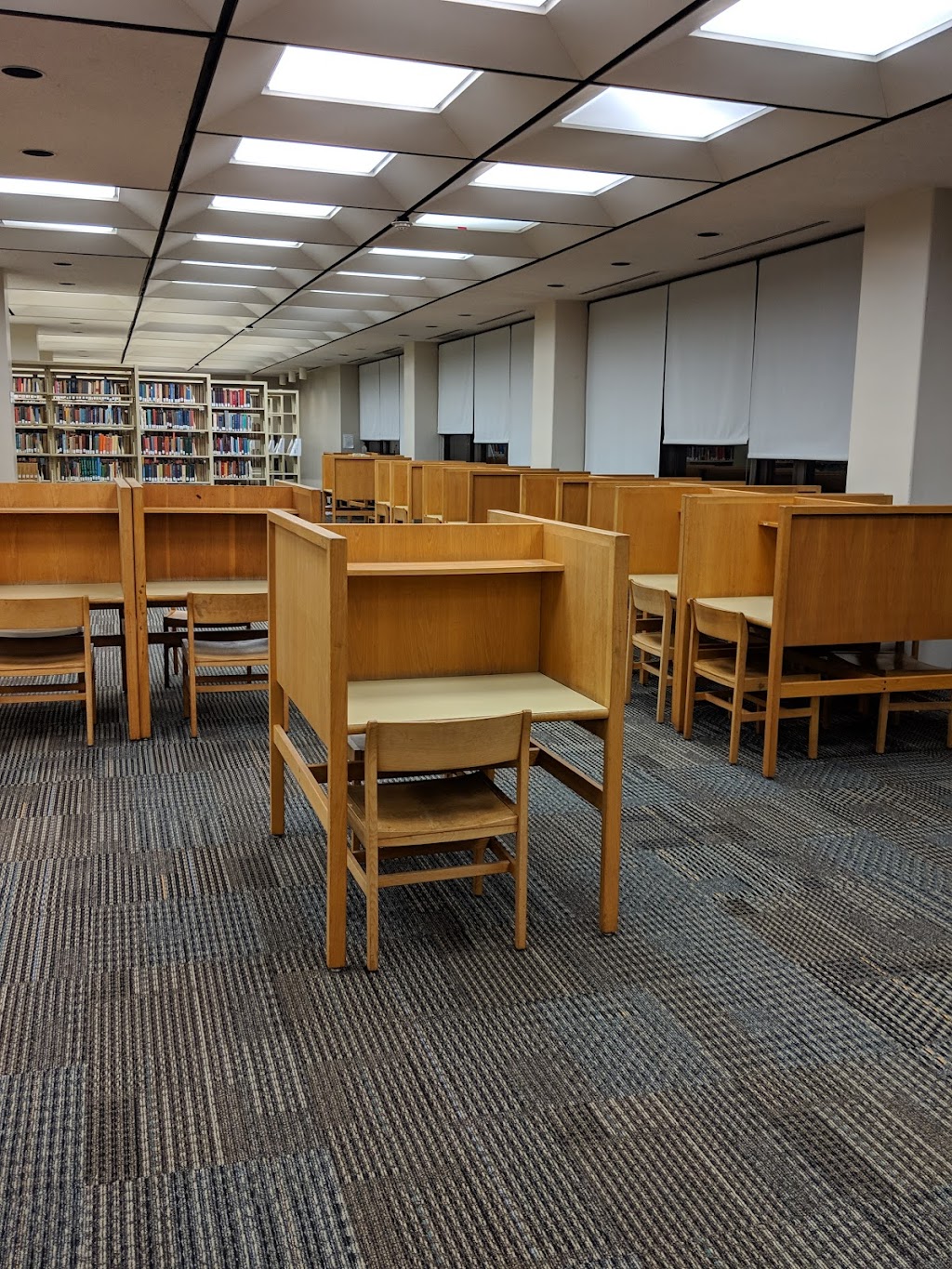 Wahlstrom Library | 126 Park Ave, Bridgeport, CT 06604 | Phone: (203) 576-4740