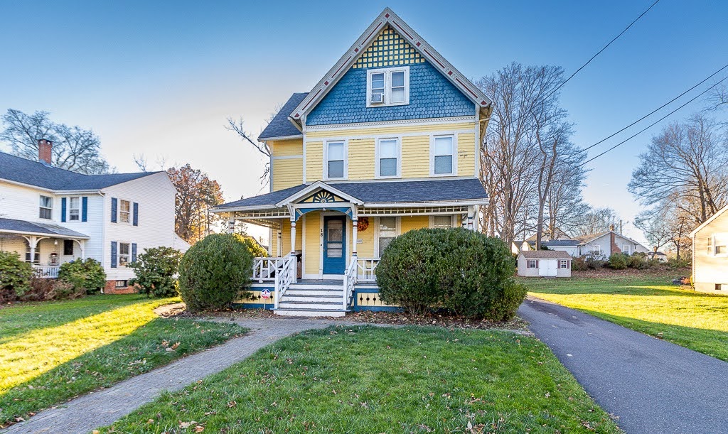 Michele Devanney CT Realtor | 66 Cedar St # 202, Newington, CT 06111 | Phone: (860) 402-9397