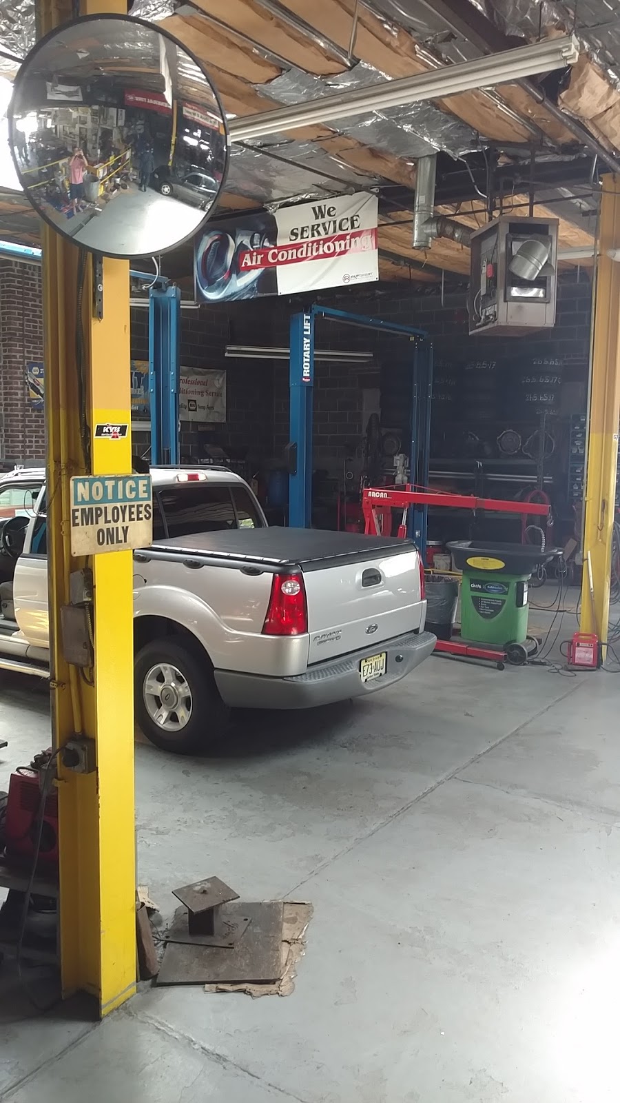 Valencias Repair Shop | 735 W Front St, Plainfield, NJ 07060 | Phone: (908) 755-3855