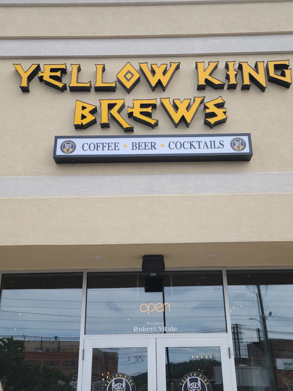 Yellow King Brews | 920 S Colony St, Wallingford, CT 06492 | Phone: (860) 335-7637