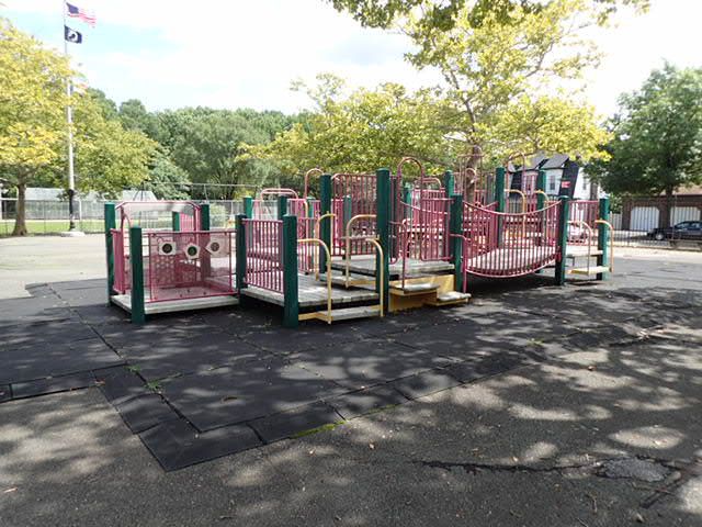 E.M.T. Christopher J. Prescott Playground | Edith Ave &, Irvington St, Staten Island, NY 10312 | Phone: (212) 639-9675