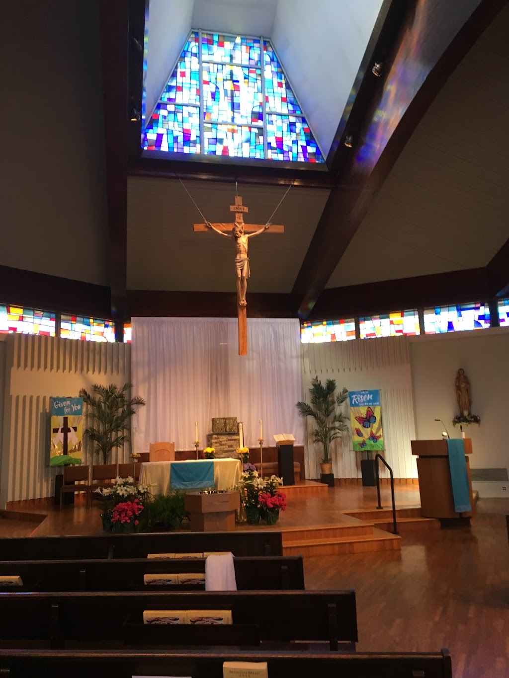 St. Luke Roman Catholic Church | 300 Clinton Ave, North Plainfield, NJ 07063 | Phone: (908) 754-8812