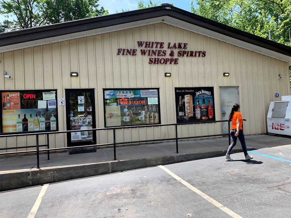 White Lake Wine & Spirit Shop | 1447 NY-17B, White Lake, NY 12786 | Phone: (845) 583-4570