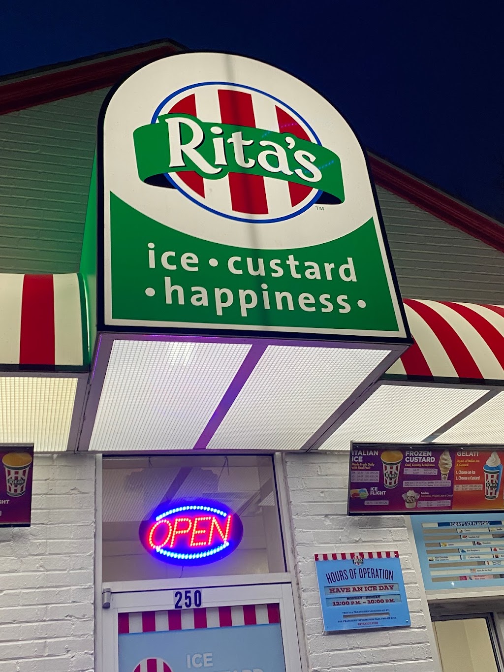 Ritas Italian Ice | 250 W Camden Ave, Moorestown, NJ 08057 | Phone: (856) 222-0525