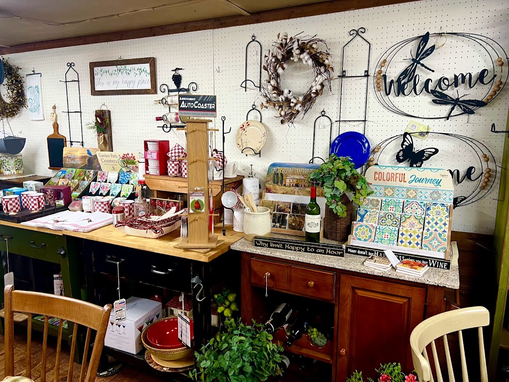 Country Colonial Shop | 480 College Hwy, Southwick, MA 01077 | Phone: (413) 569-5497