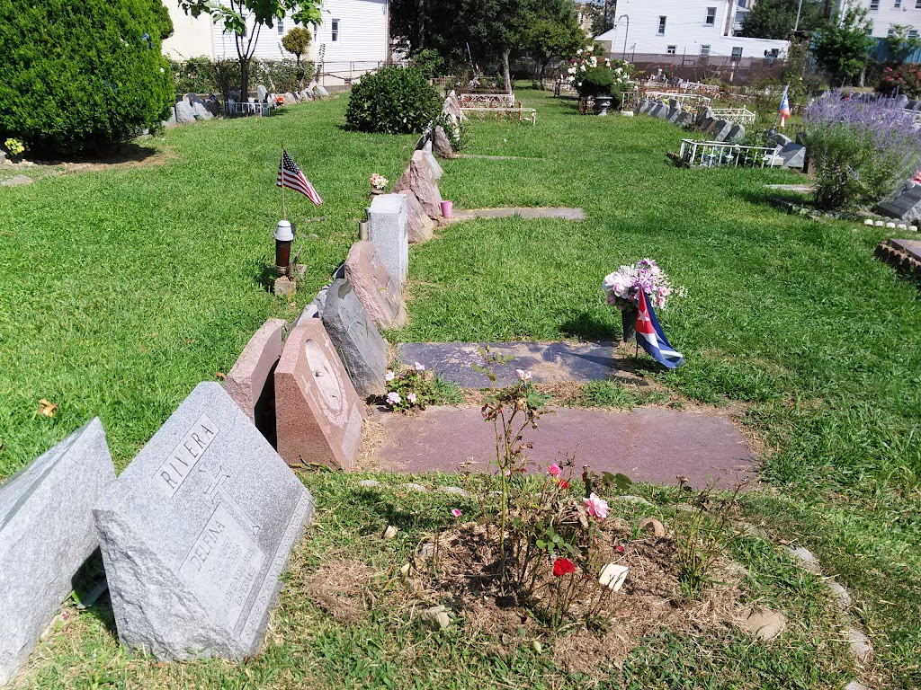Weehawken Cemetery | 4000 Bergen Turnpike, North Bergen, NJ 07047 | Phone: (201) 867-0100