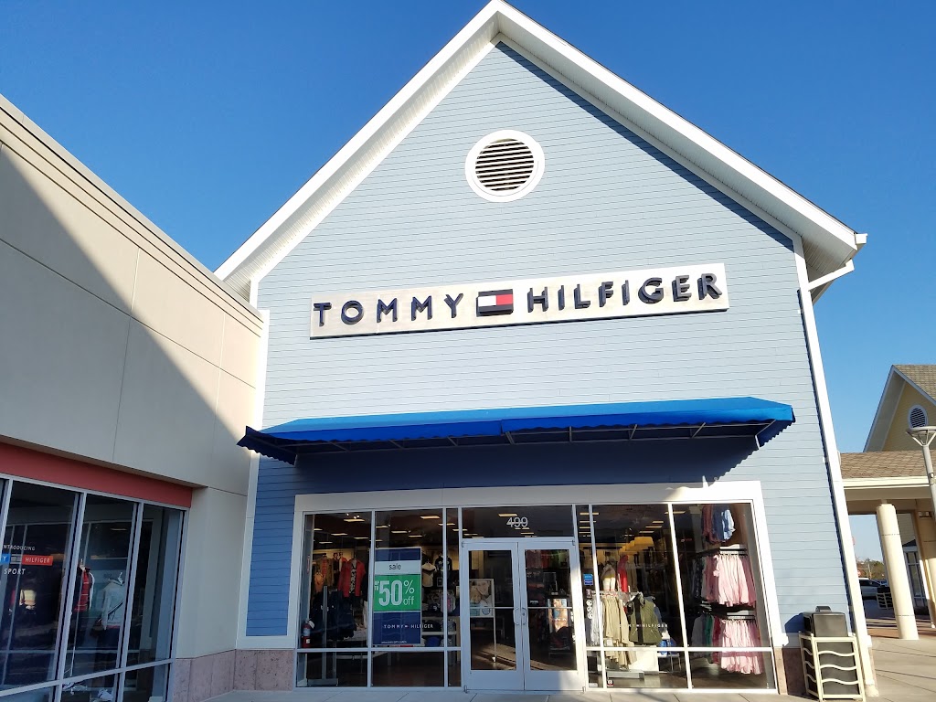 Tommy Hilfiger | 1 Premium Outlets Blvd Ste 499, Tinton Falls, NJ 07753 | Phone: (732) 695-1444