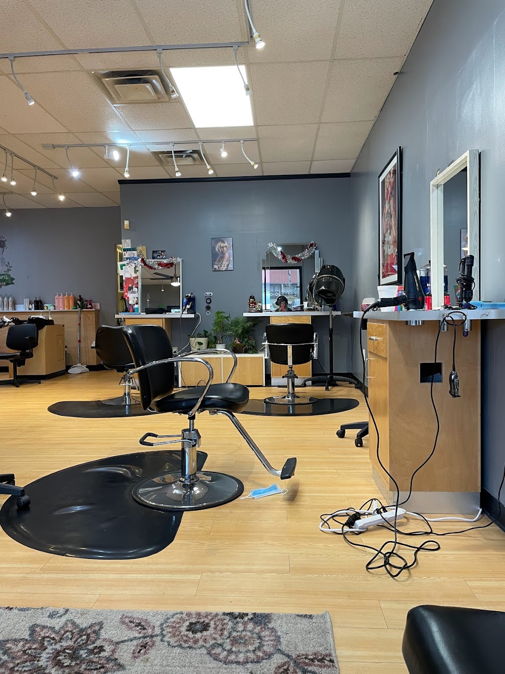 Head First Hair Designs Salon & Spa | 2657 PA-940 #103, Pocono Summit, PA 18346 | Phone: (570) 839-1261