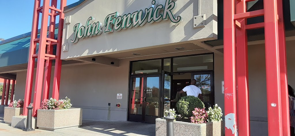 John Fenwick Travel Plaza | Mile Marker 5.4 North, New Jersey Turnpike, Penns Grove, NJ 08069 | Phone: (856) 299-3607