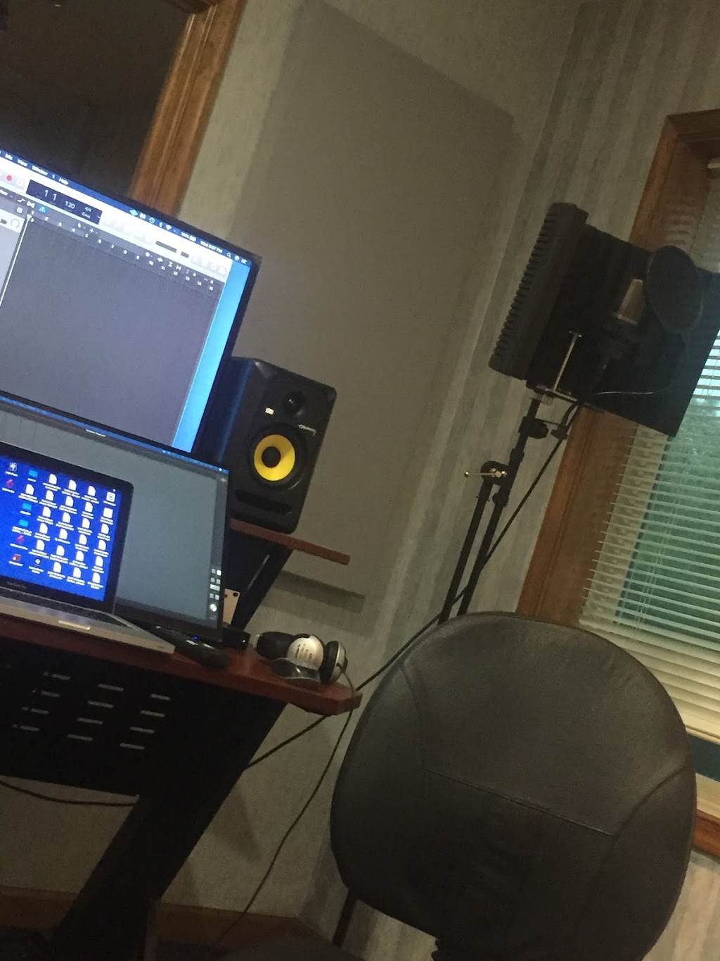 Spencer Smith Productions Recording Studio | 696 Seven Bridge Rd, East Stroudsburg, PA 18301 | Phone: (516) 205-6741