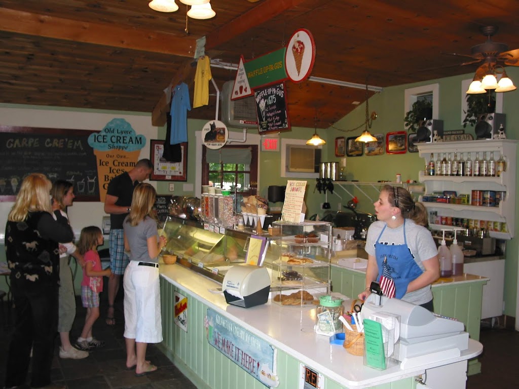 Old Lyme Ice Cream Shoppe and Café | 34 Lyme St, Old Lyme, CT 06371 | Phone: (860) 434-6942