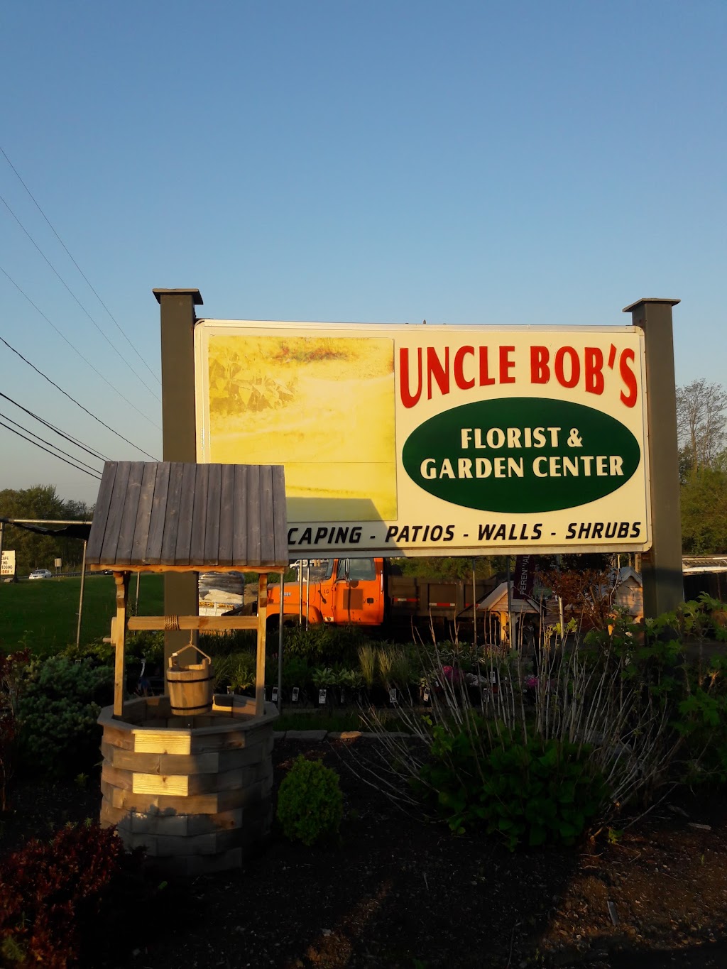 Uncle Bobs Flower & Garden | 191 Meriden Rd, Middlefield, CT 06455 | Phone: (860) 704-8414