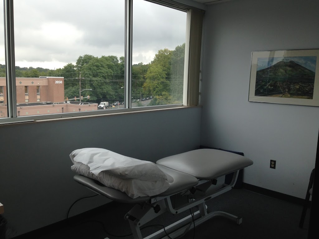 Penn Therapy Associates | 2010 West Chester Pike #450, Havertown, PA 19083 | Phone: (610) 853-0508
