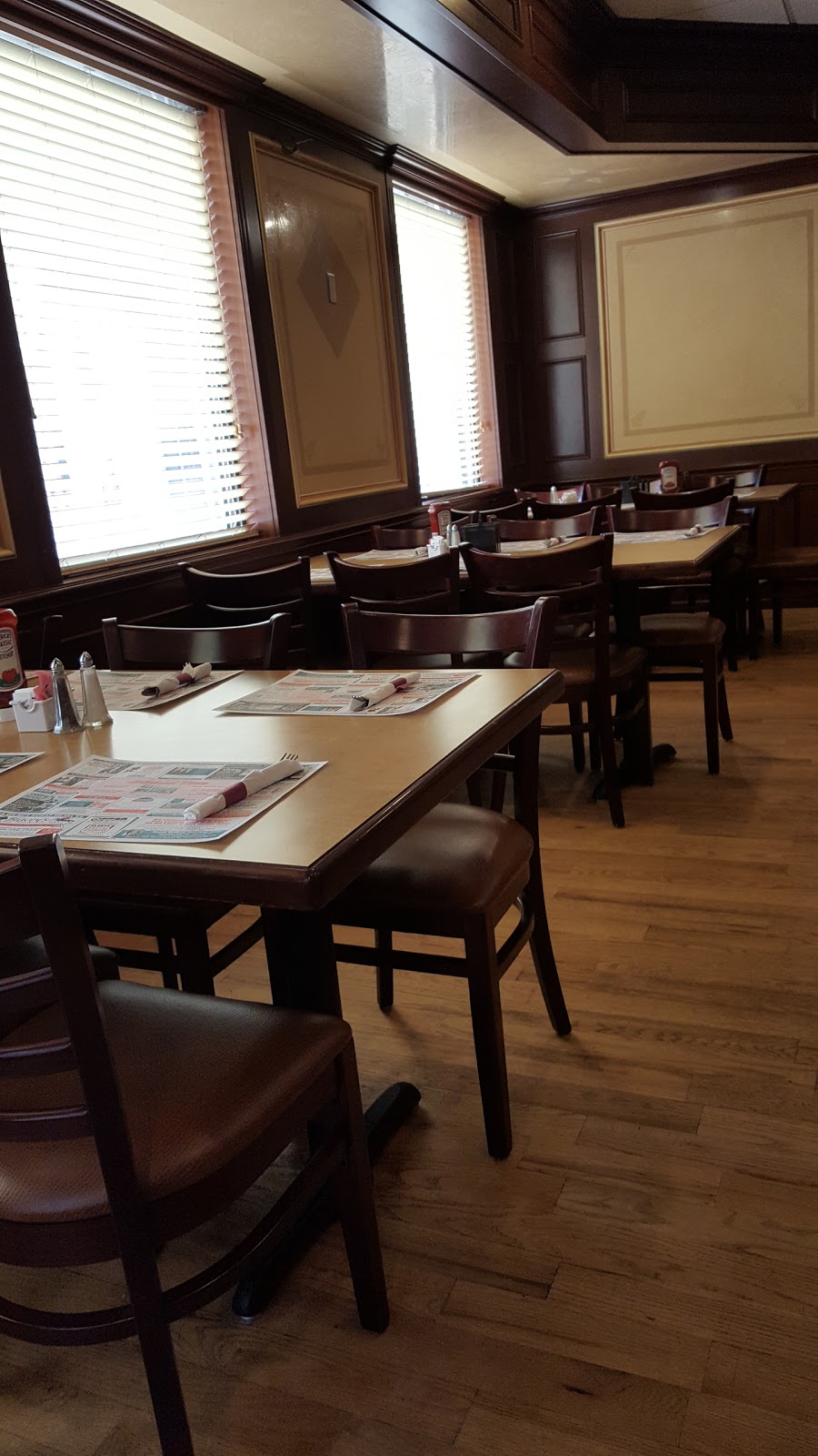 Lakehurst Diner Restaurant | 401 NJ-70, Lakehurst, NJ 08733 | Phone: (732) 657-9747